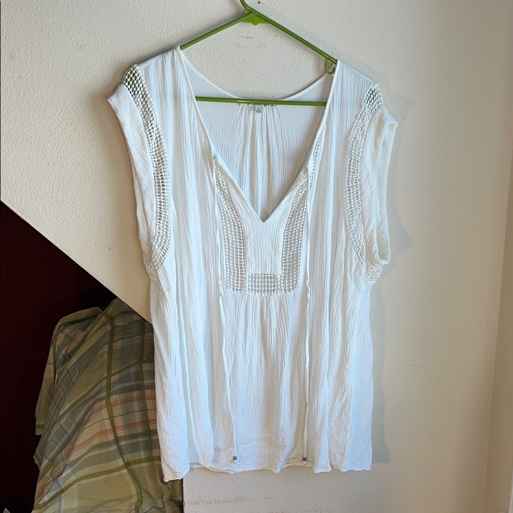 Elegant White Women's‎ Top Pop Over